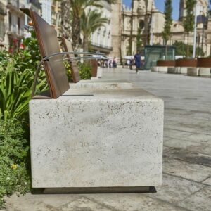 Premio Nacional_Ayuntamiento de Valencia por proyecto Plaza de la Reina (4)_corte